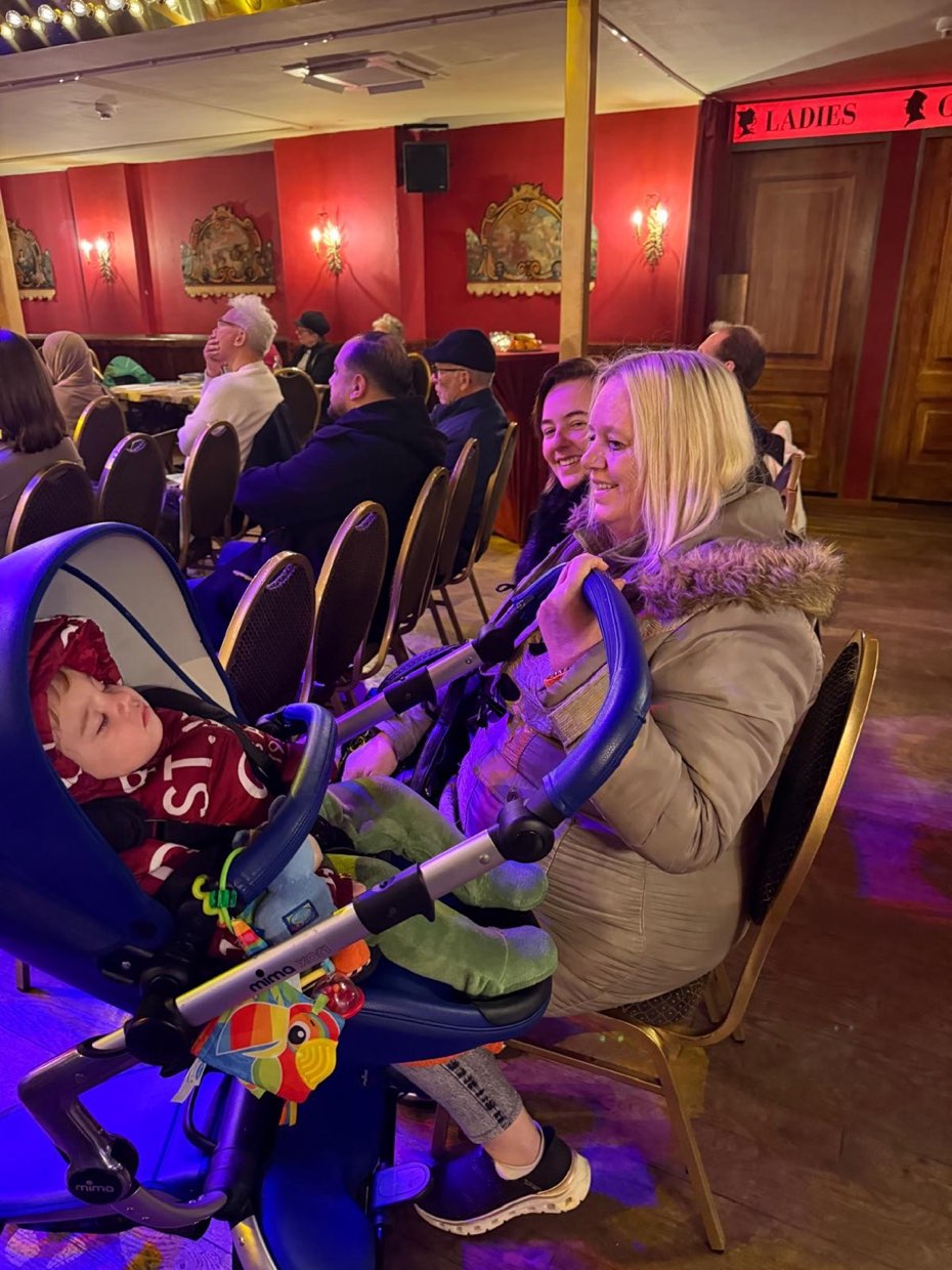 Bezoekers van jong tot oud tijdens de inspiratiedag